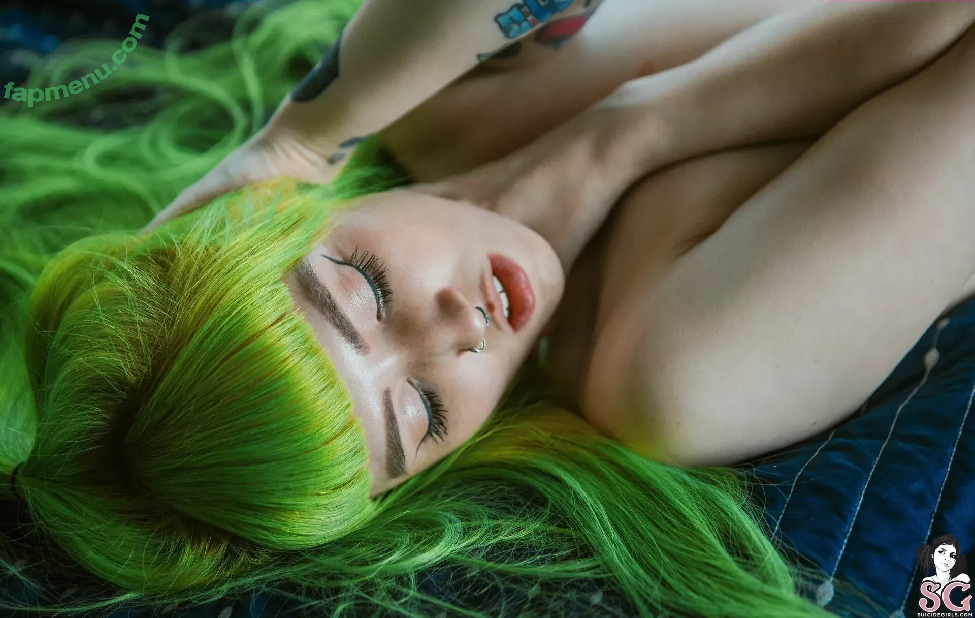 babycakes1920 nude photo #0087 (babycakes._ / cygnet suicide / pa1s_)