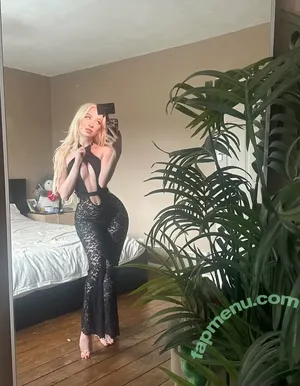  nude photo #0004