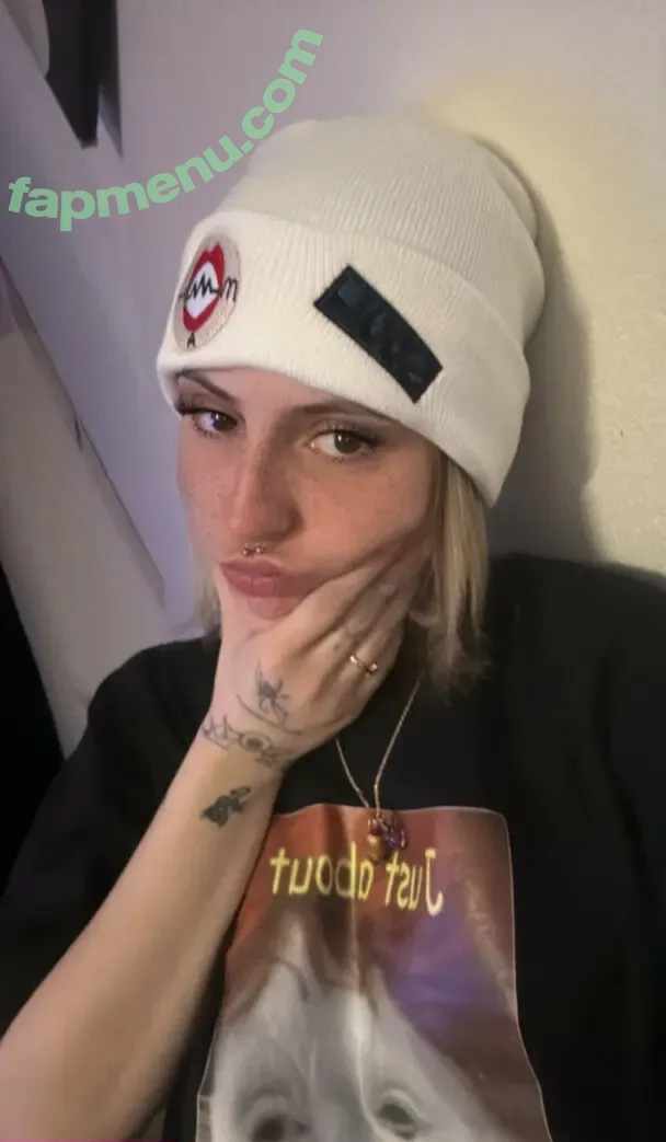 babyfawnx nude photo #0165 (babyfawnxo)