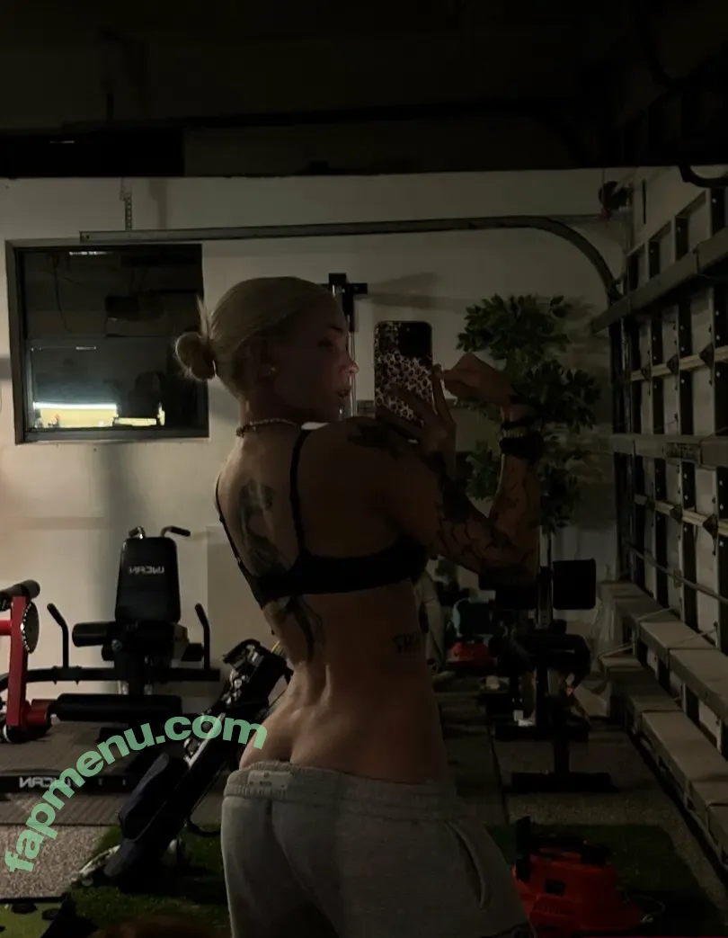 babyfooji nude photo #0365 (peachtot / peachtot.cosplay)