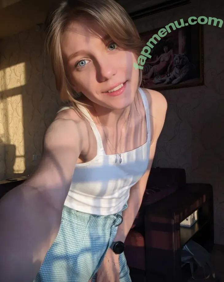 babygirl_margot nude photo #0003 ( / Babygirlmargot)