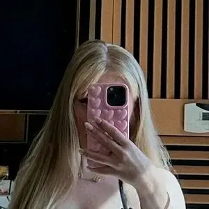 babygirl213 / actuallyemmy / babygirl213vip nude photo #0067