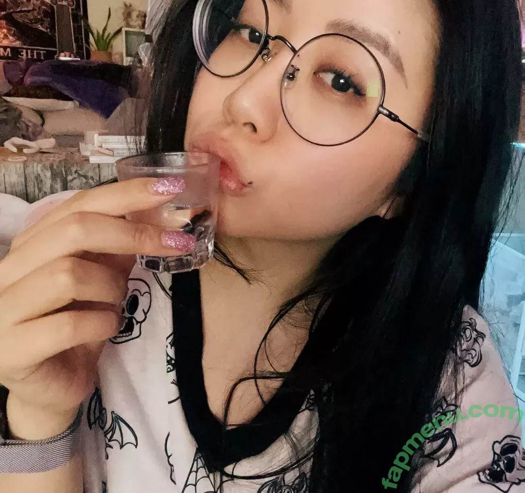 babyhsu888 nude photo #0003 (babyhsu888)