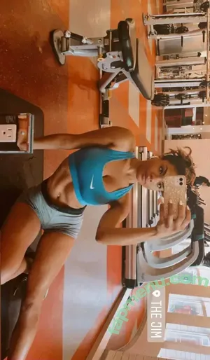 babyj888 / khelsy.joe nude photo #0035