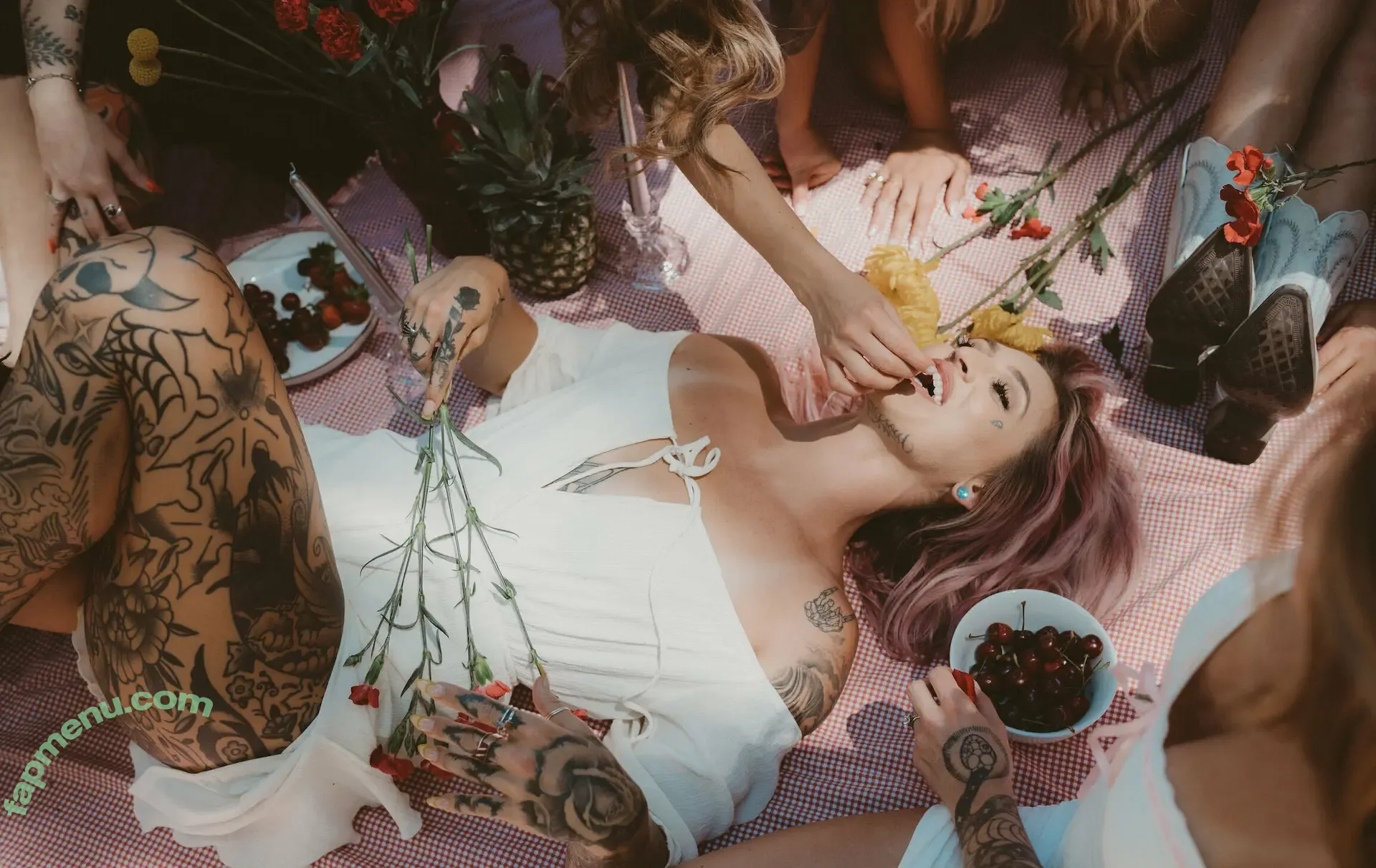 babykayvixenfree nude photo #0006 (babykayvixenfree)