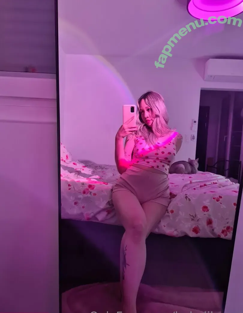 babylilaaaaxo nude photo #0009 (babylilaaaaxo)