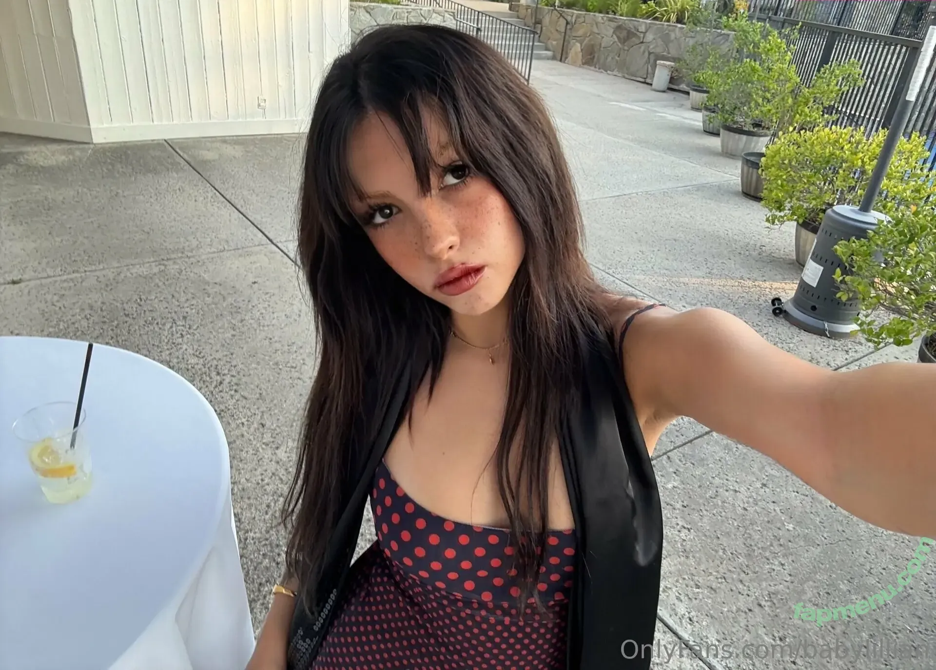 babylillian nude photo #0018 (babylillian)