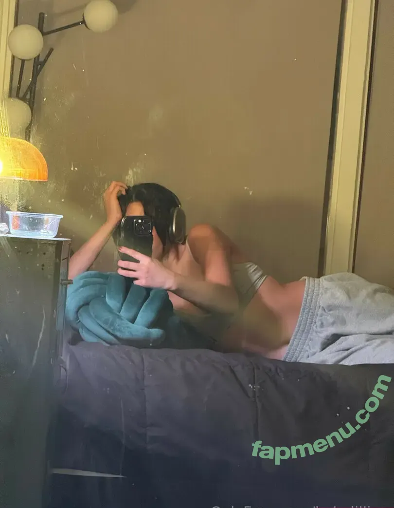 babylillian nude photo #0094 (babylillian)