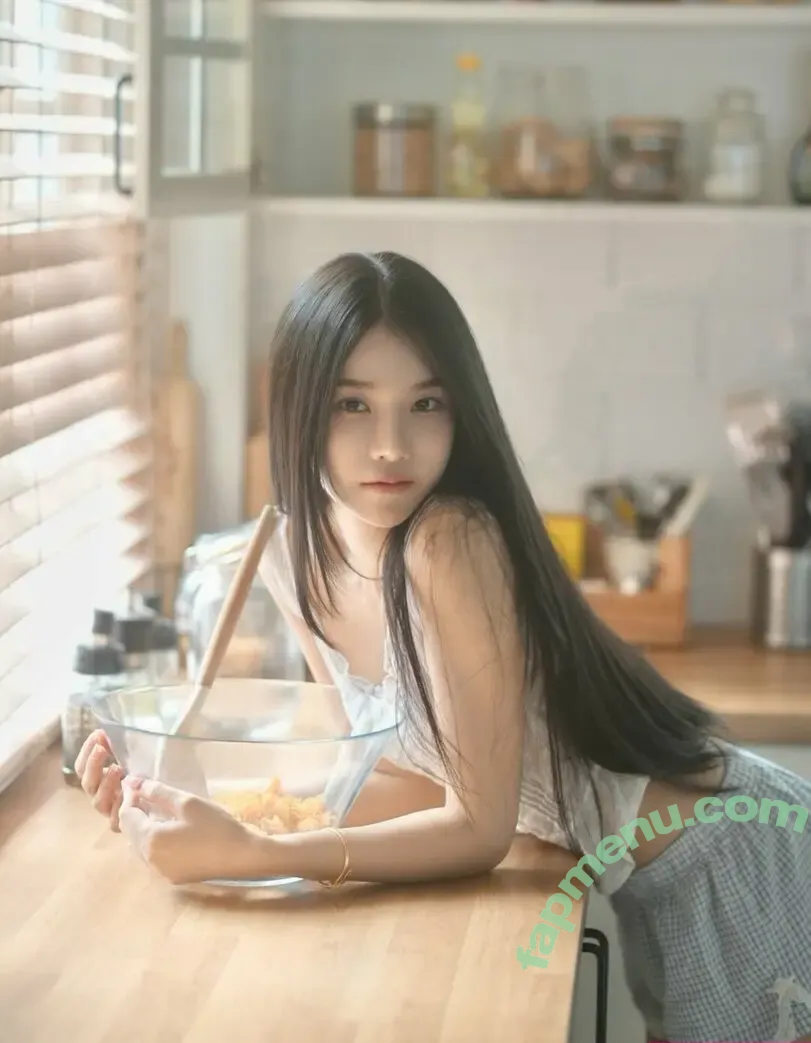 babymangpor nude photo #3066 (bmangpor)