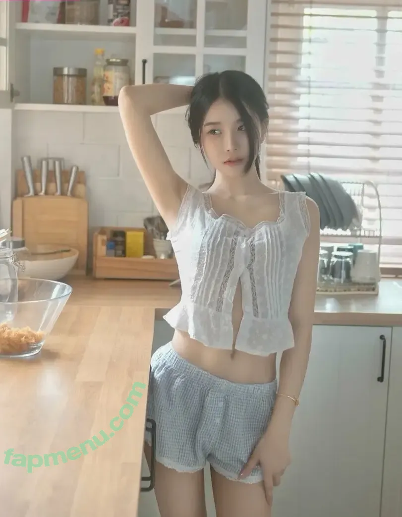 babymangpor nude photo #3073 (bmangpor)