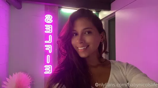 babynicolslife / babynicolsoficial nude photo #0383