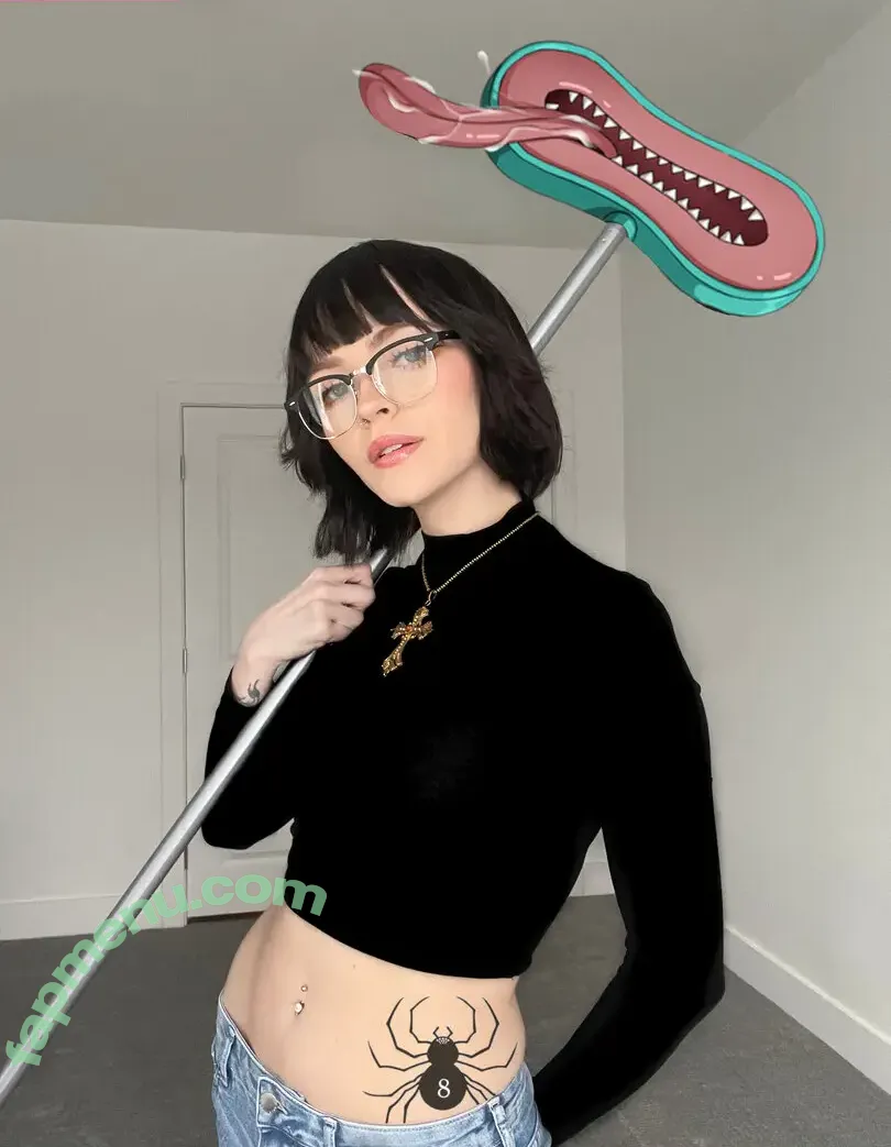 Babynikki nude photo #0005 (irlbabynikki / niickybaby)