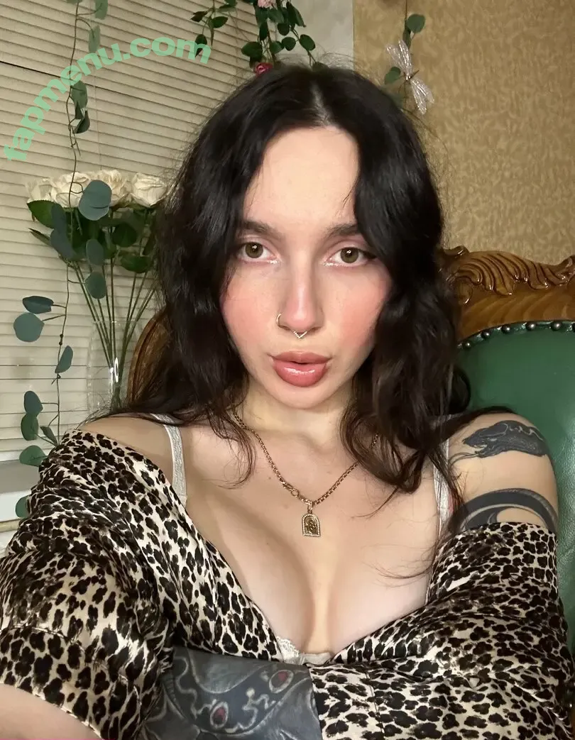 babysaralux nude photo #0052 (babysaralux)