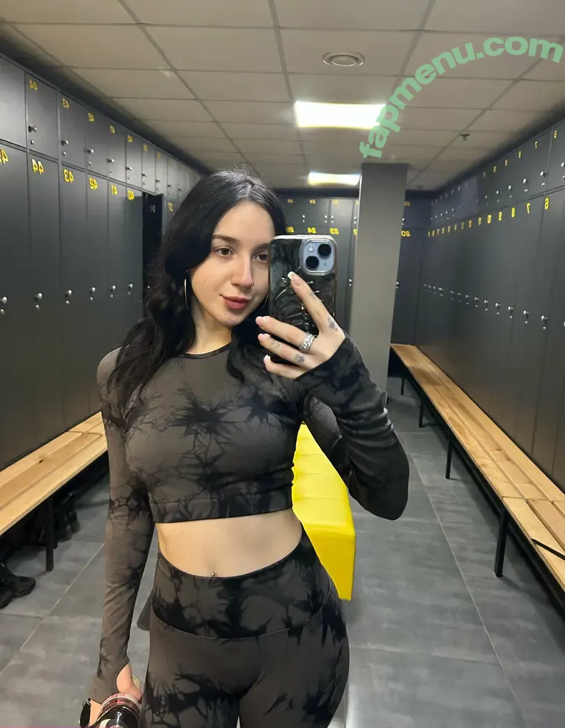 babysaralux nude photo #0084 (babysaralux)
