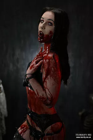 Babyvampire / Bloodcountess nude photo #0013