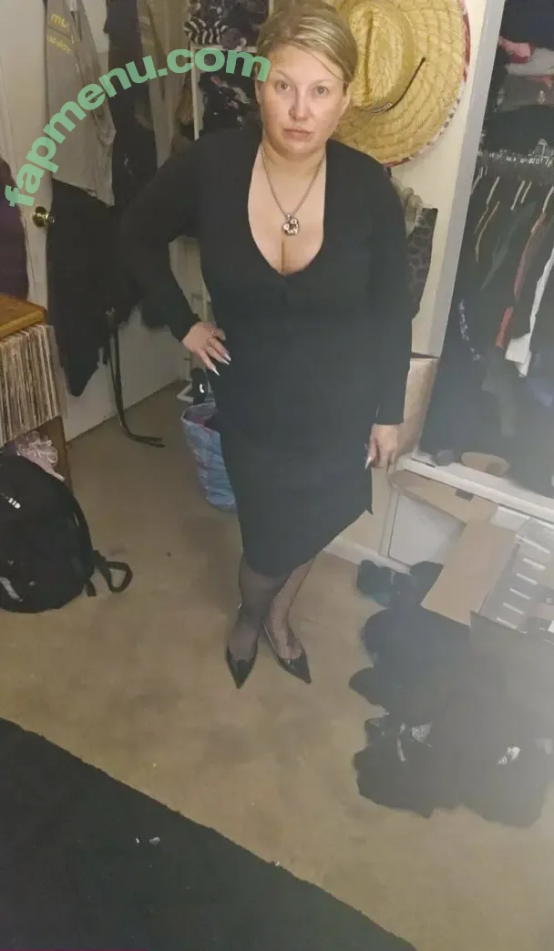 babywolfwitch nude photo #0004 (babywolf.tv)