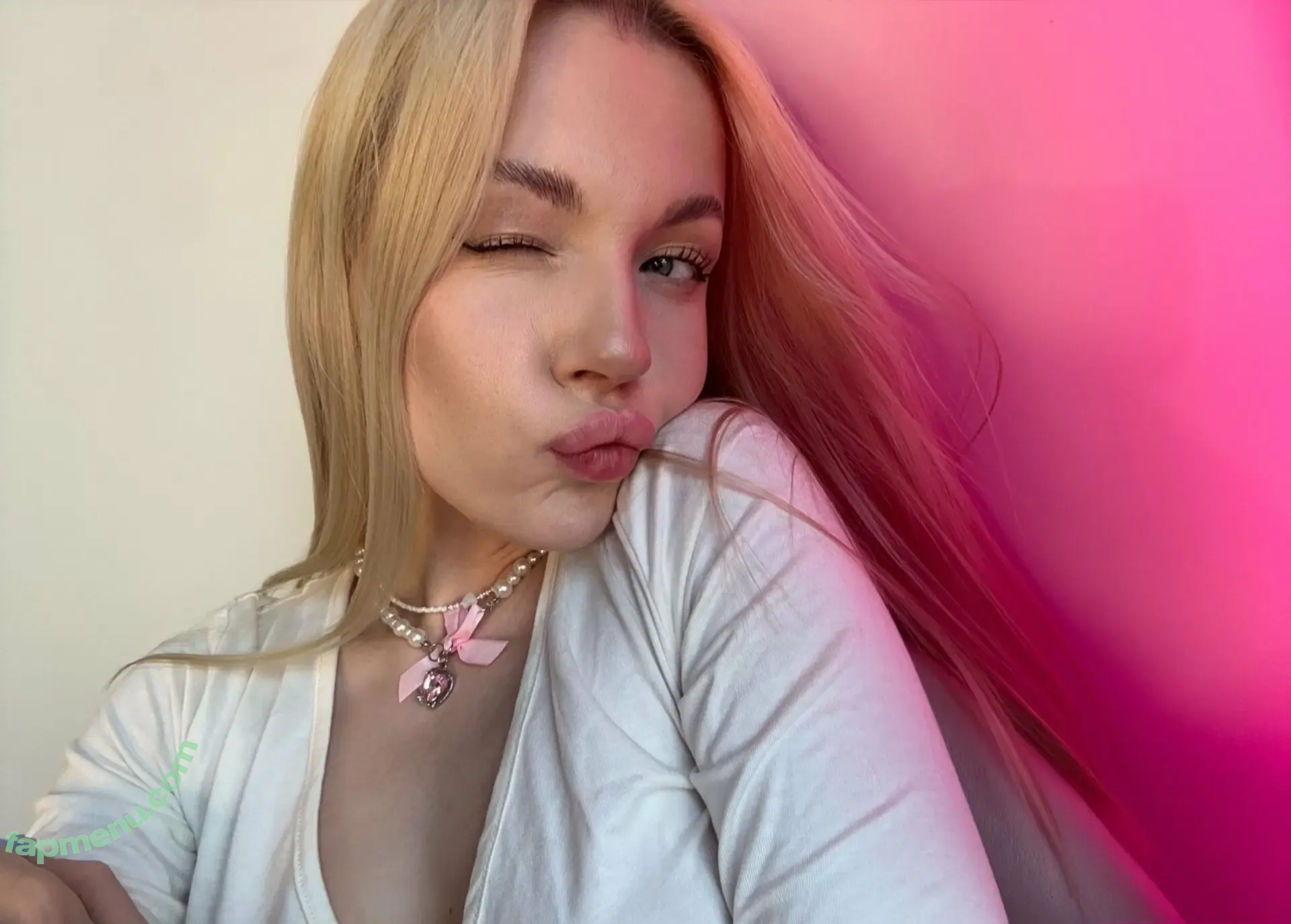 babyy_bonnie nude photo #0019 (babyy_bonnie)
