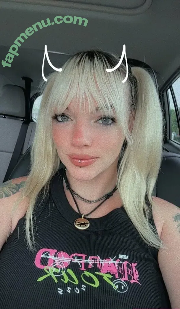 babyybluue nude photo #0149 (babyybluue)