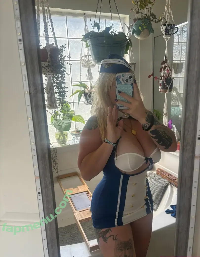 babyybluue nude photo #0178 (babyybluue)