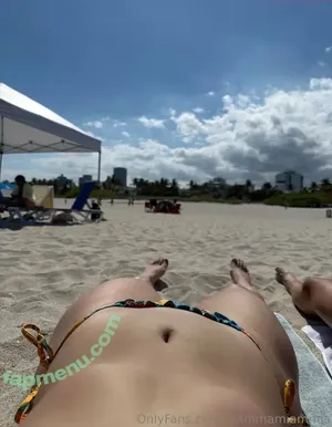 babyymiaaa / babyymiaaaaa nude photo #0012