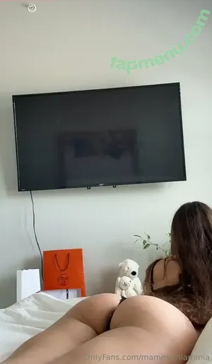 babyymiaaa / babyymiaaaaa nude photo #0027