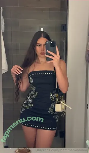 babyymiaaa / babyymiaaaaa nude photo #0033