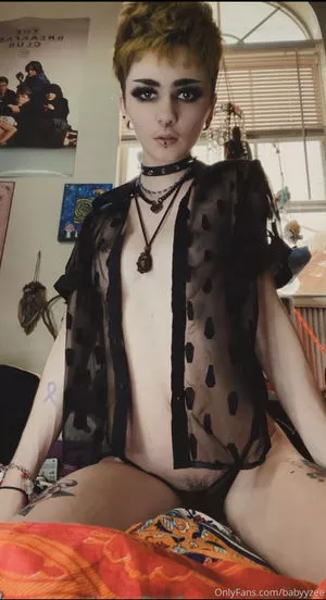 Babyyzee / babyyzee_ nude photo #0042