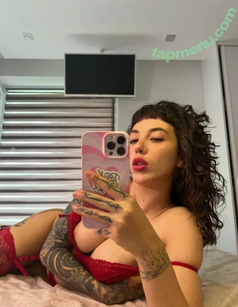 bad.bunn nude photo #0099 (badbunnypr)