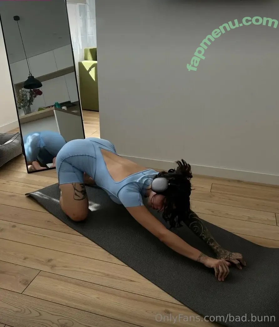 bad.bunn nude photo #0112 (badbunnypr)