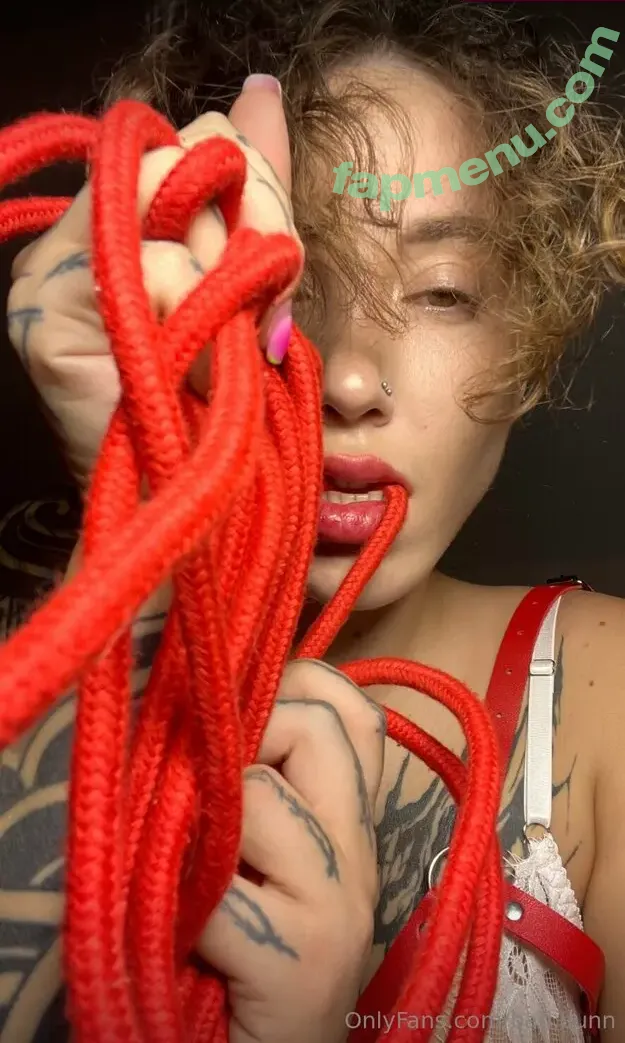 bad.bunn nude photo #0122 (badbunnypr)