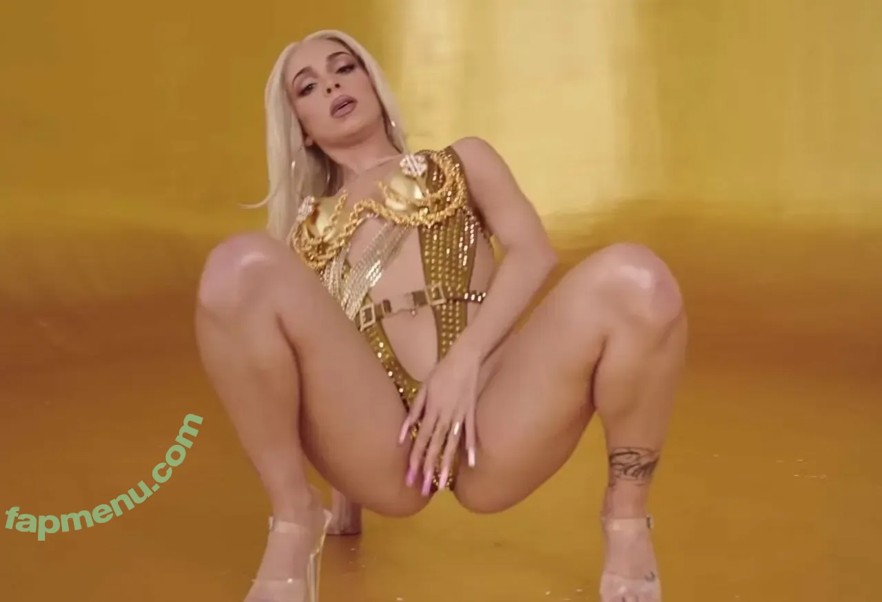 Bad Gyal nude photo #0072 (Alba Farelo Solé / akabadgyal / akabadgyal 🇪🇸 / baddgyaldutch)