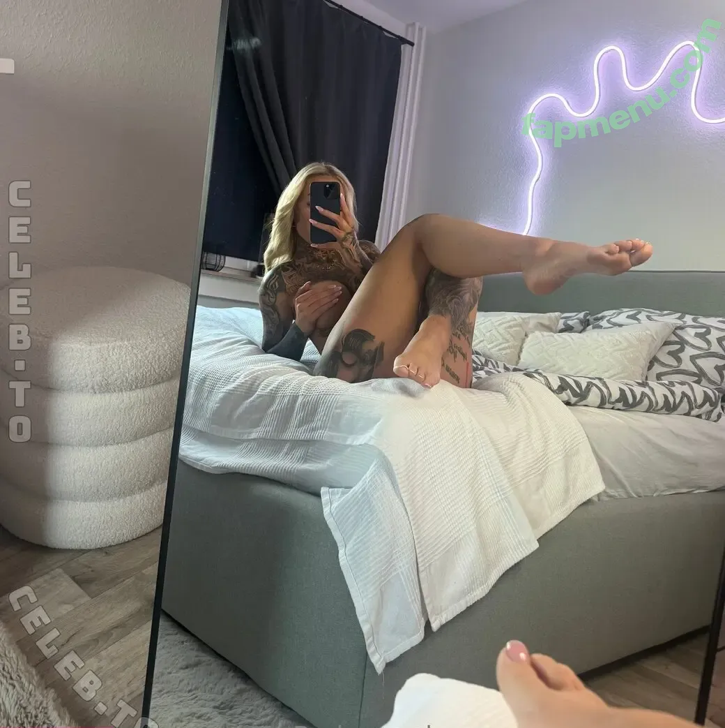 Bad_xmoni nude photo #0122 (bad.xmoni / xbad.xmoni)