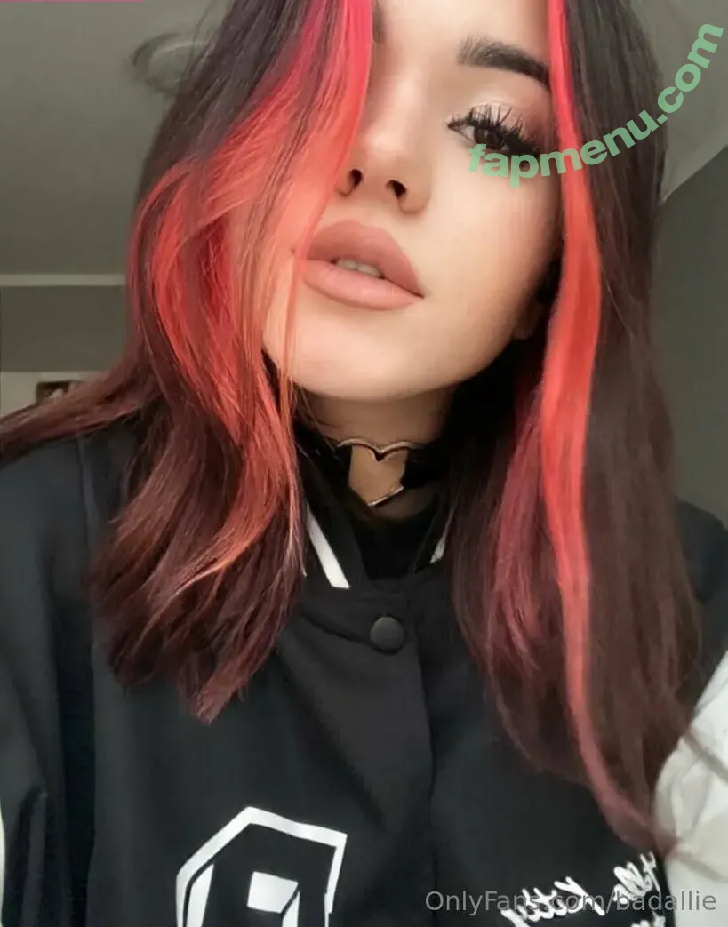 badallie nude photo #0010 (badallie_)