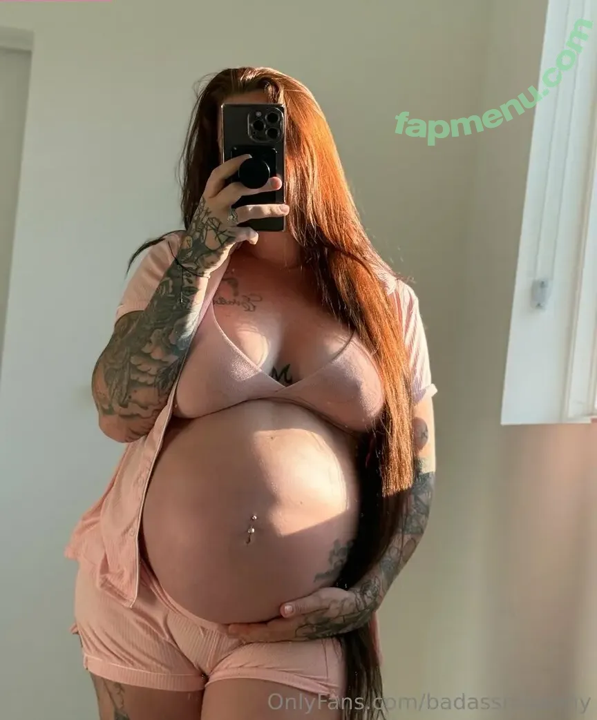 badassmommy nude photo #0015 (BadassMommyTTV)