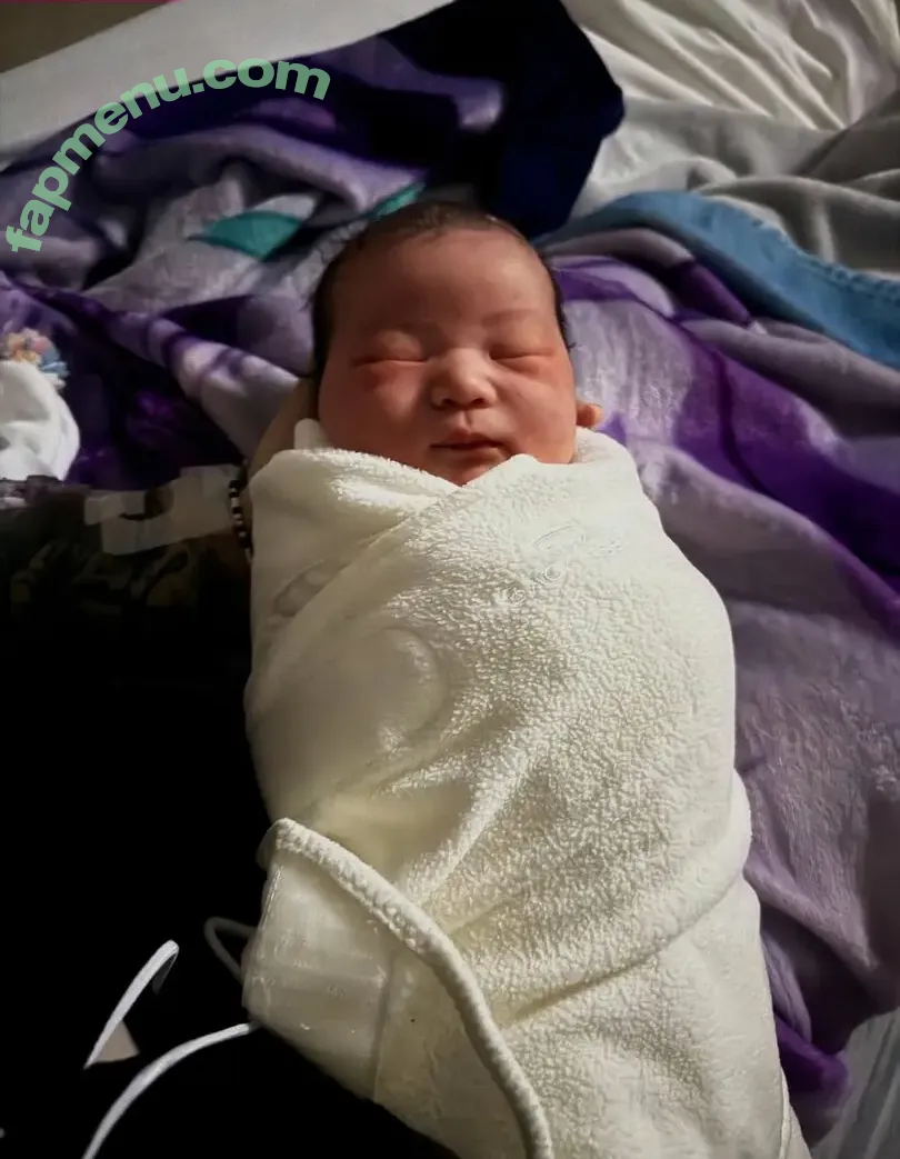 badassmommy nude photo #0035 (BadassMommyTTV)