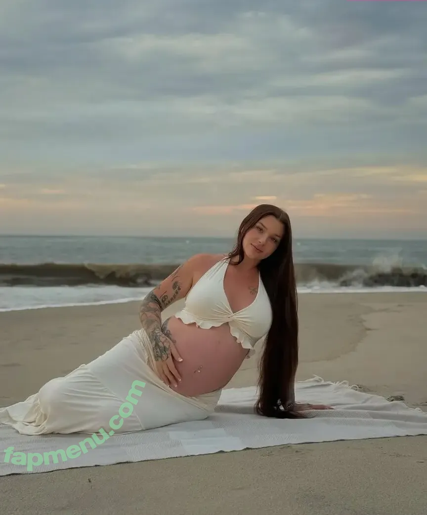 badassmommy nude photo #0055 (BadassMommyTTV)