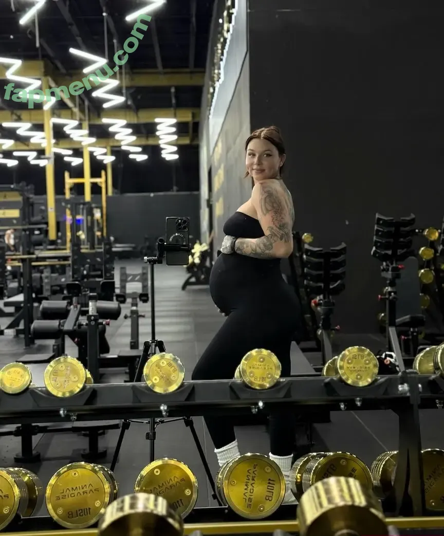 badassmommy nude photo #0057 (BadassMommyTTV)