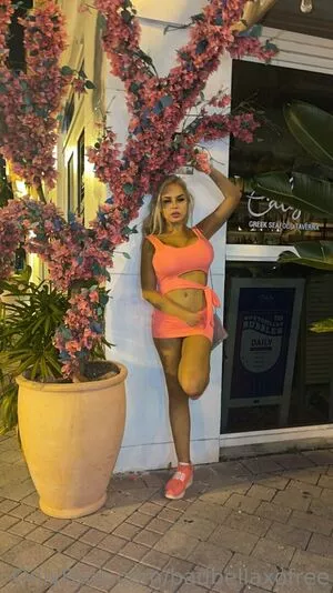 badbellaxofree / badbellaxo nude photo #0147