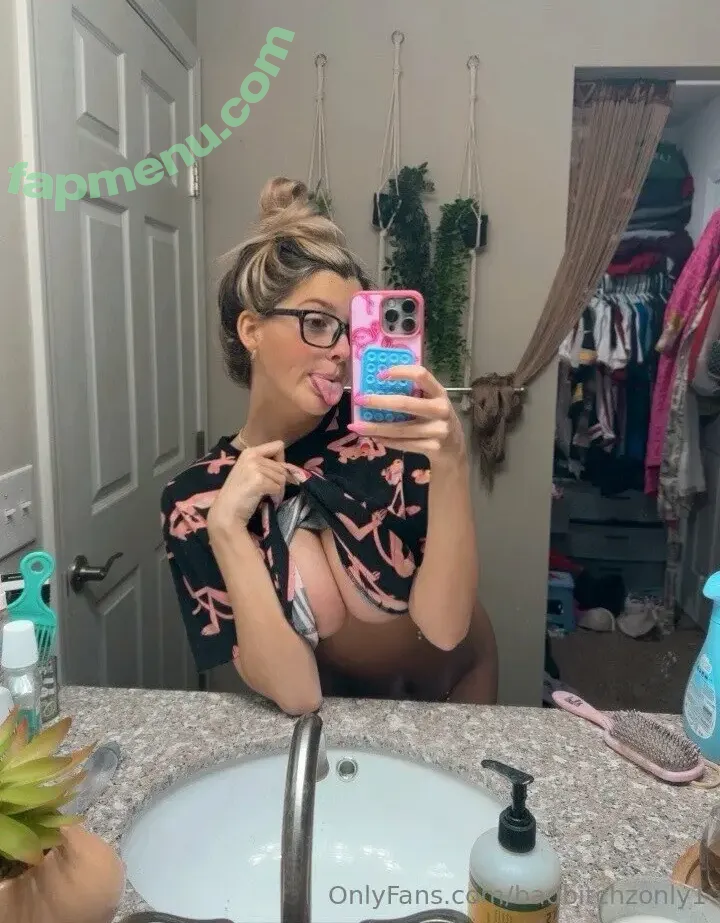 badbitchzonly1 nude photo #0001 (emilyytrapp)