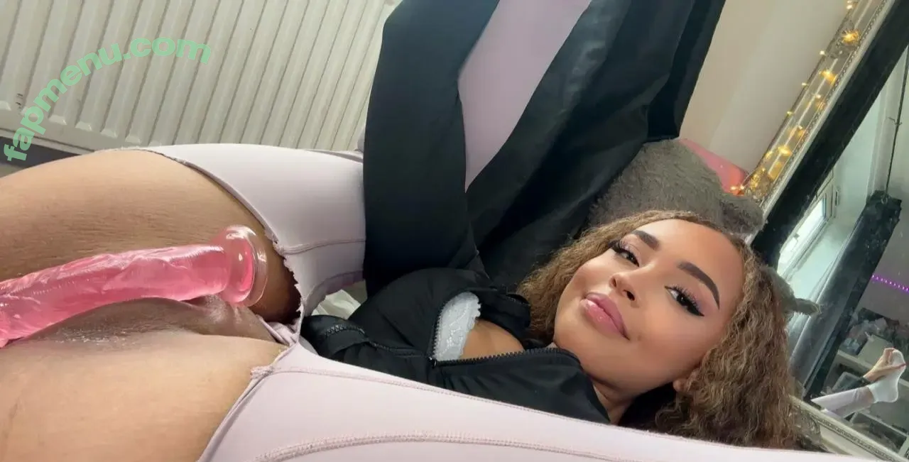 BadBsi nude photo #0007 (BadBsi)