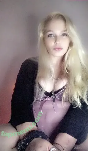  nude photo #0127