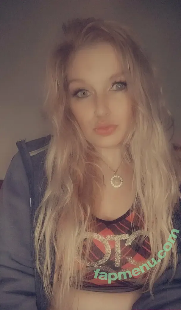 baddestbaddiequeen nude photo #0002 (baddestbaddiequeen)