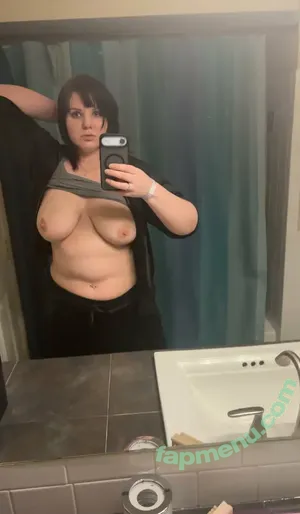 baddieb3lla / Cutiepi3bella nude photo #0021