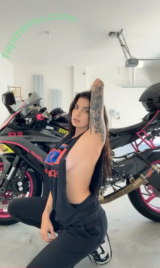 baddiebrunette nude photo #0050 (baddiebrunette)