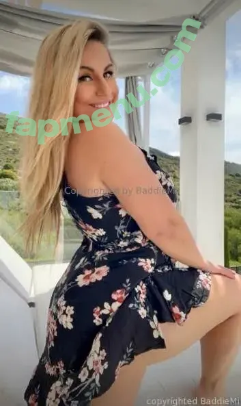 Baddiemi nude photo #0203 (baddiemi1)