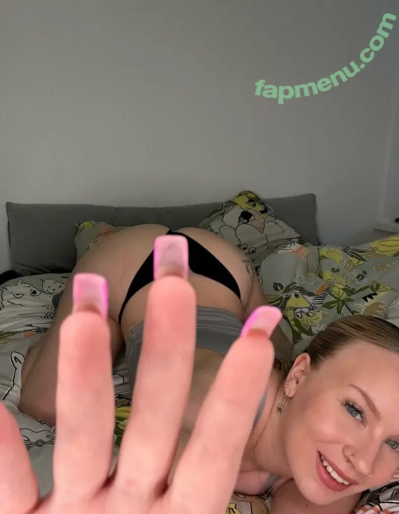 baddienenna nude photo #0042 (baddienenna)