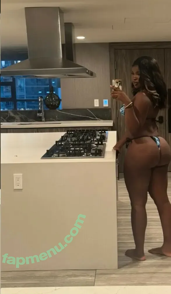 baddierueee nude photo #0047 (darkskinbaddie / wrappedindesire)