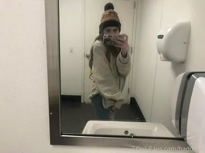 baddieve / baddieeve_ nude photo #0169