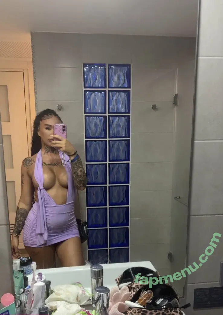 badgalamii nude photo #0022 (Ames / badgalames / officialamyburton)