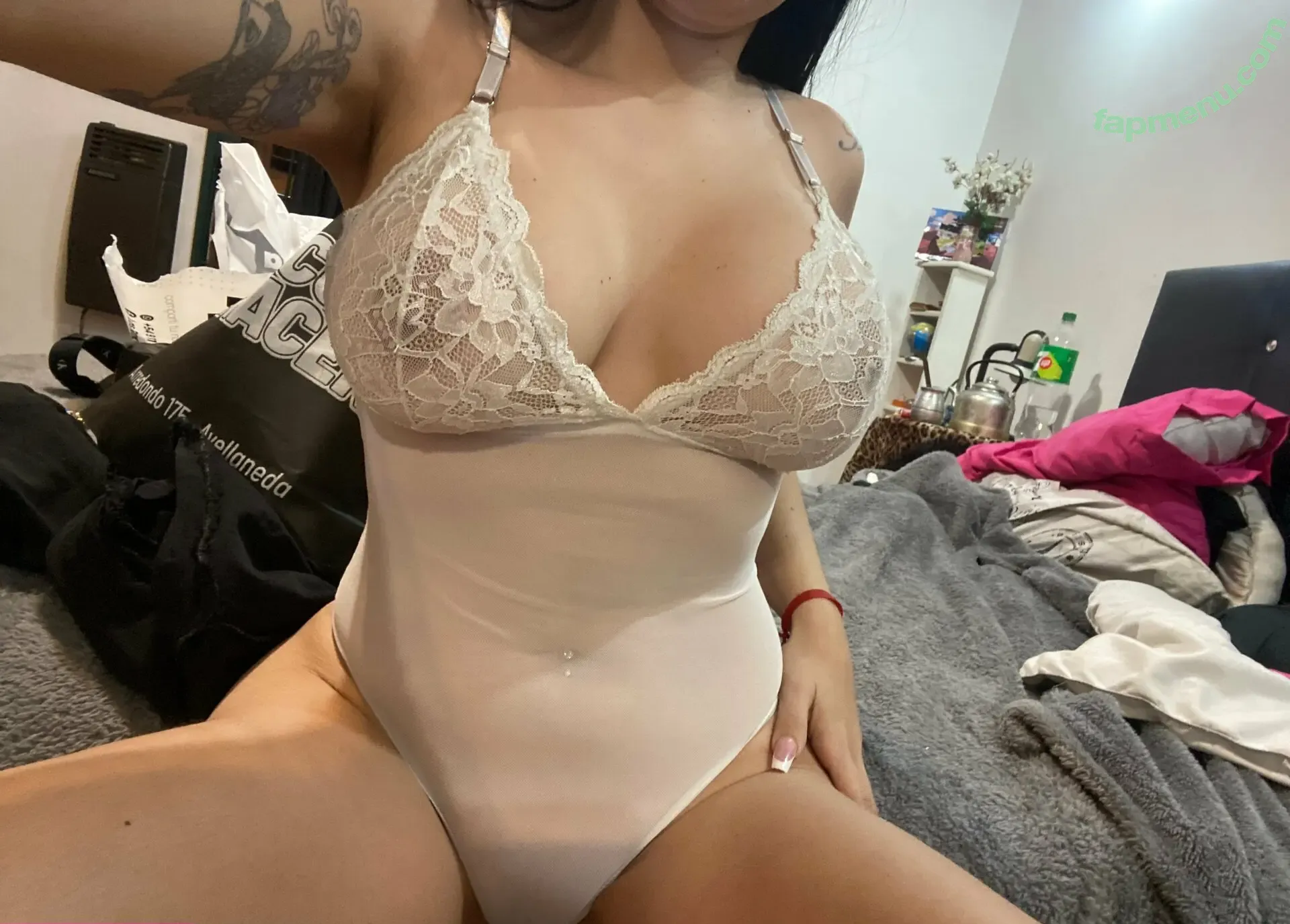 badgirlbaby00 nude photo #0021 (badgirlbaby00)